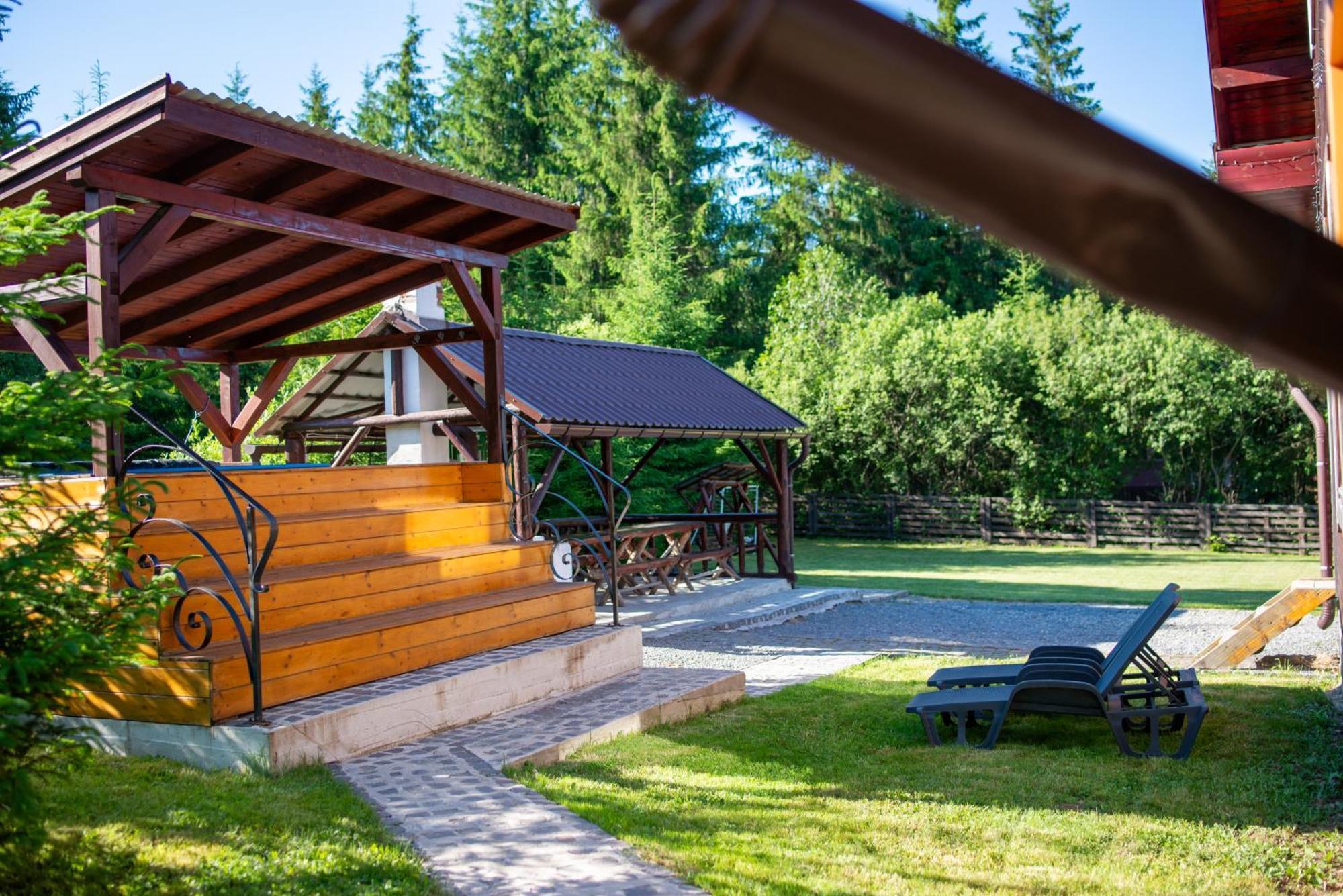 Vivien Vendeghaz Villa Borzont ภายนอก รูปภาพ