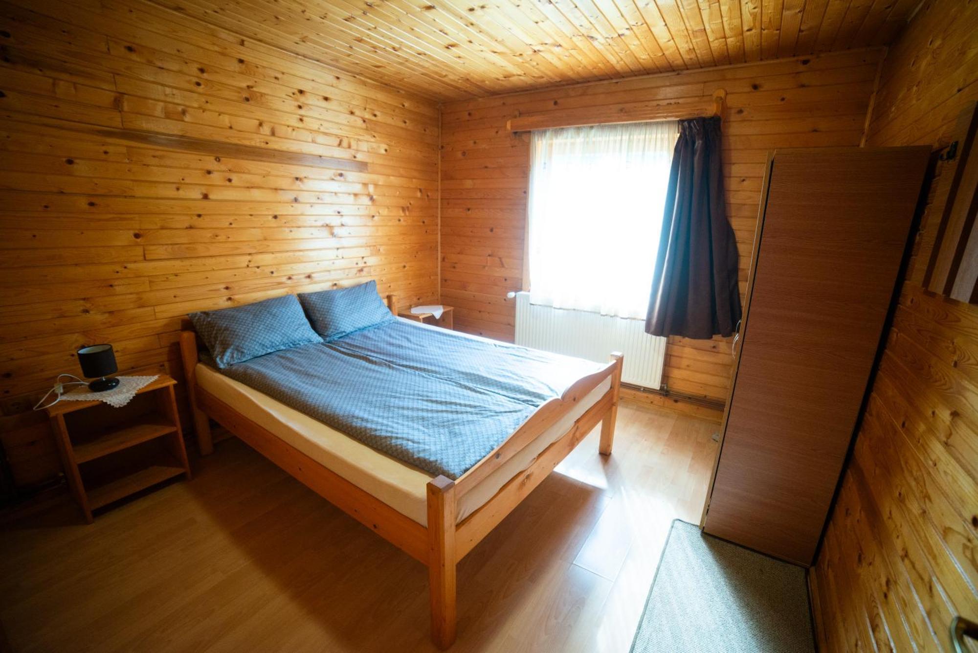 Vivien Vendeghaz Villa Borzont ภายนอก รูปภาพ