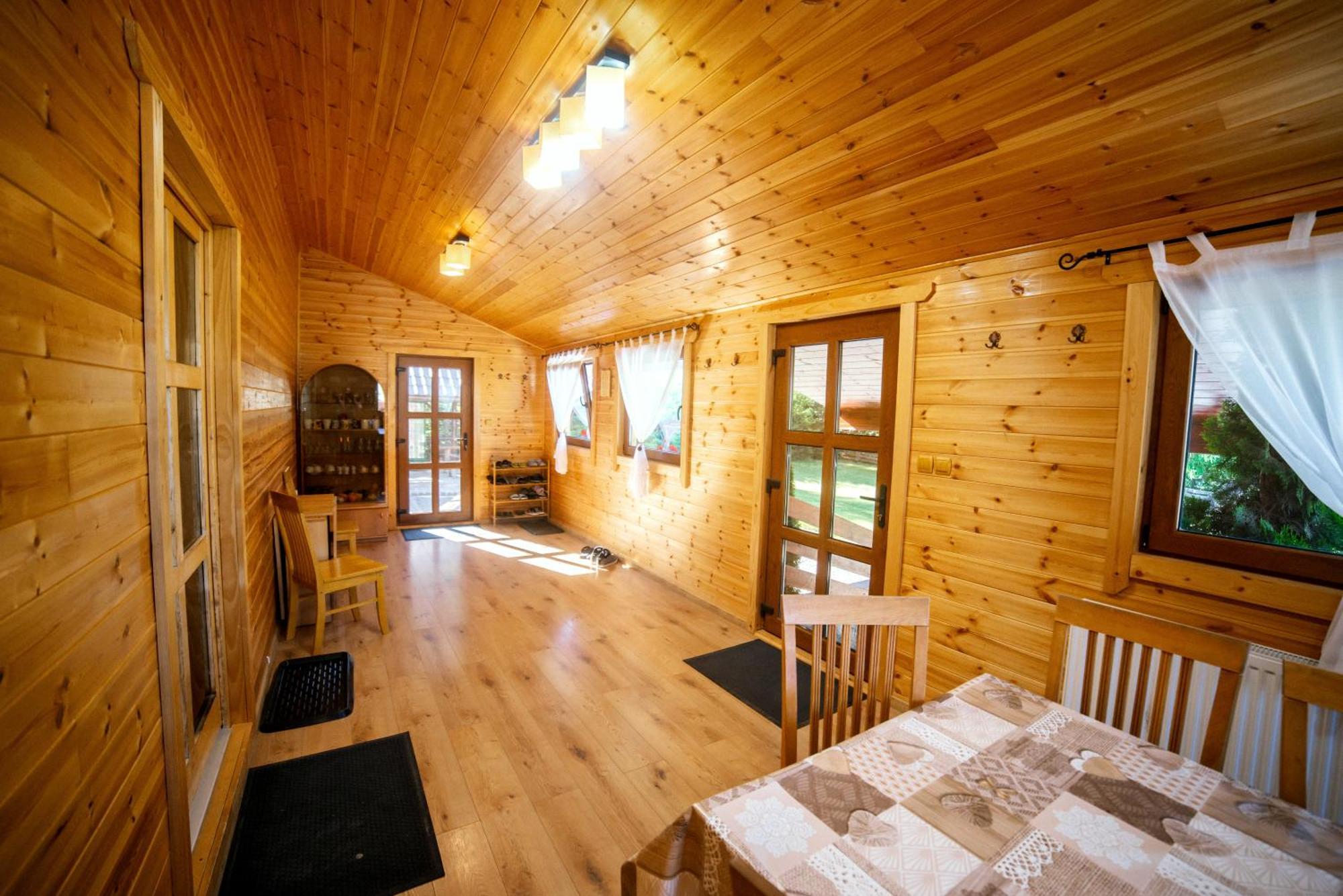 Vivien Vendeghaz Villa Borzont ภายนอก รูปภาพ