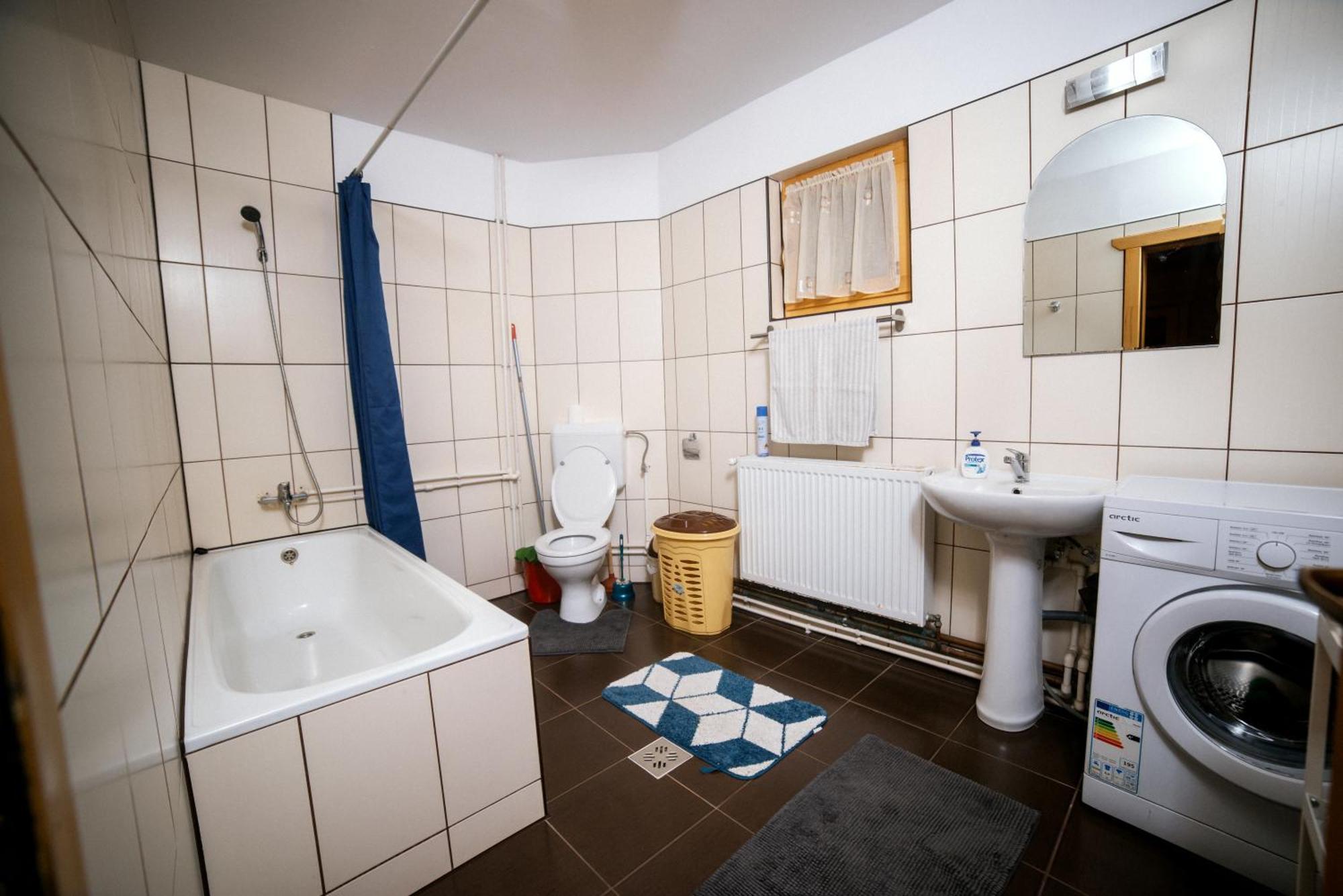 Vivien Vendeghaz Villa Borzont ภายนอก รูปภาพ